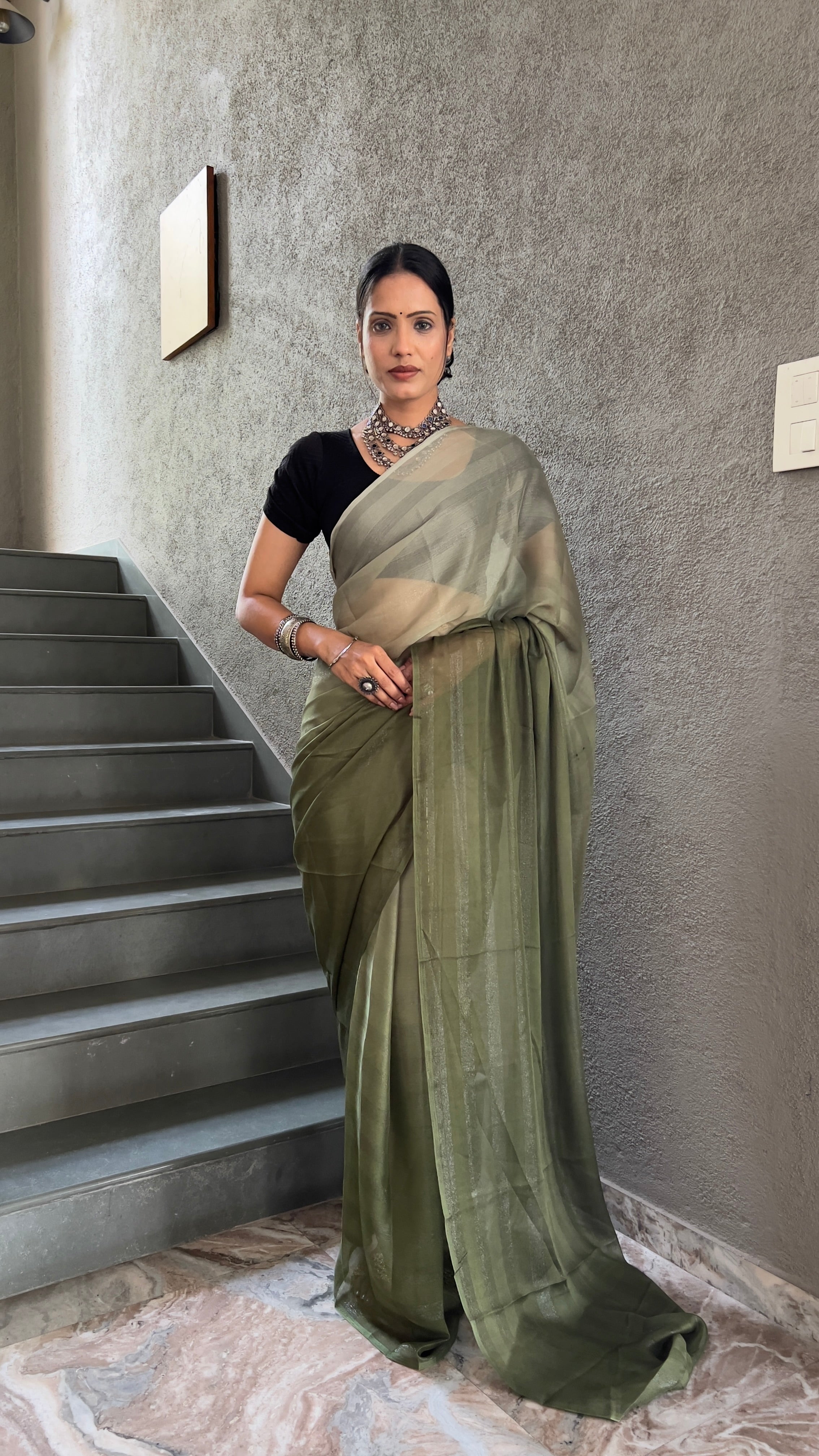 Sanghosha Ivy Green Premium Georgette multicolor 1-Min Ready To Wear Saree