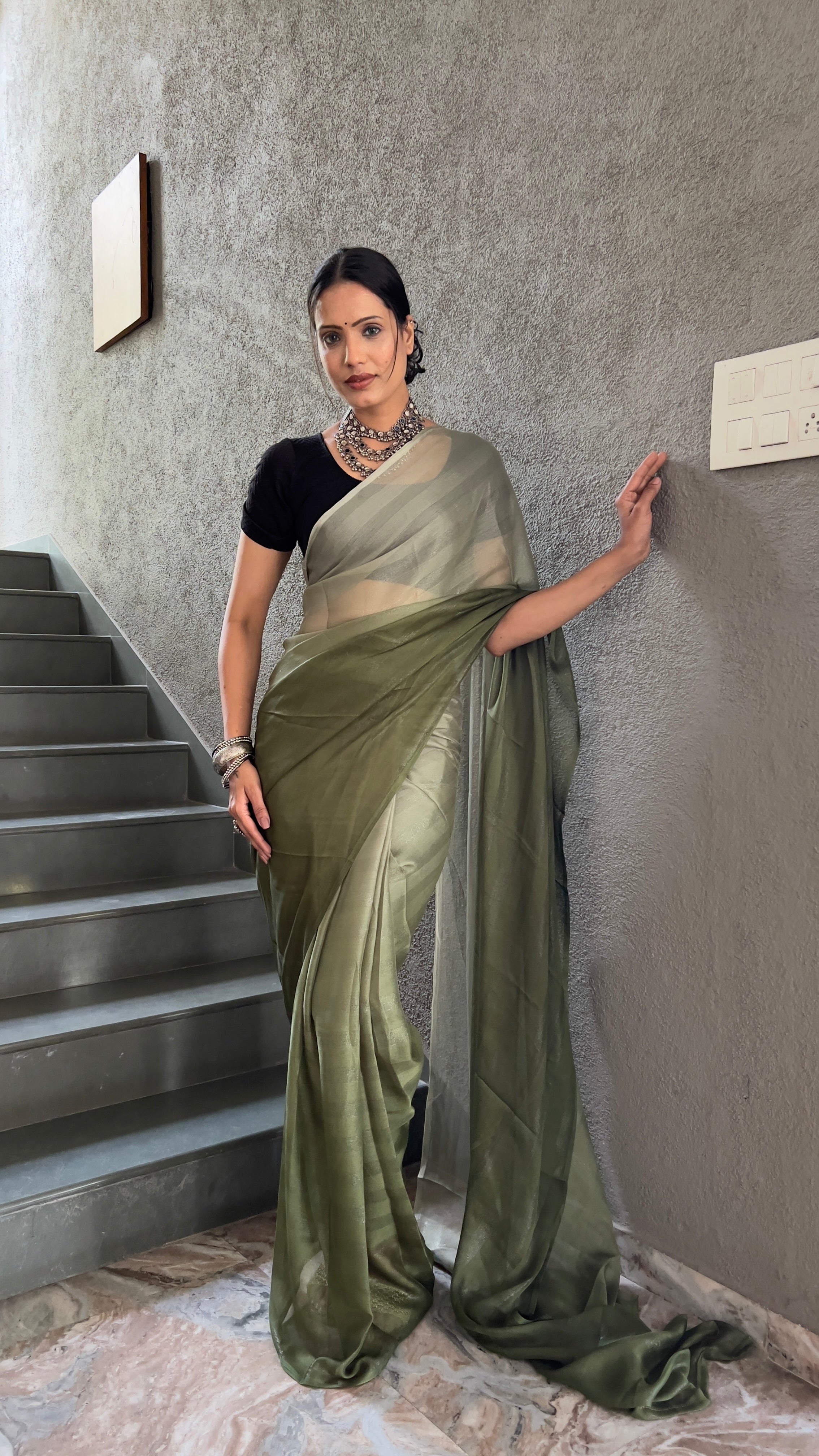 Sanghosha Ivy Green Premium Georgette multicolor 1-Min Ready To Wear Saree